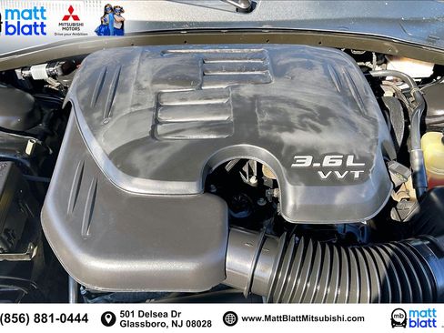 Used 2019 Chrysler 300 Touring w/ Sport Appearance Package image 32