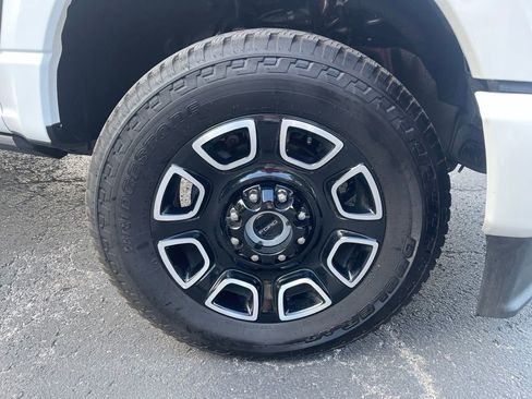 New 2025 Ford F350 Platinum w/ FX4 Off-Road Package image 10