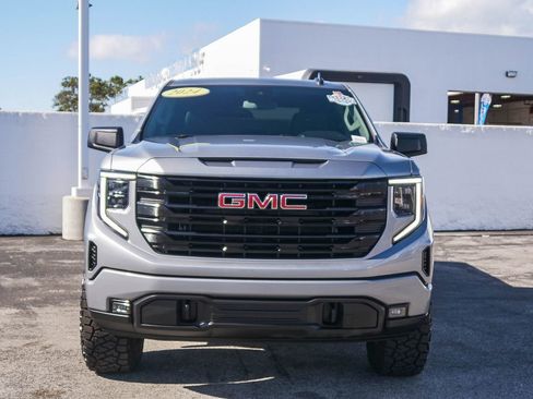 Used 2024 GMC Sierra 1500 Elevation w/ X31 Off-Road Package image 2