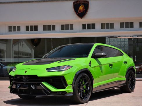 Used 2023 Lamborghini Urus Performante AWD/4WD image 17