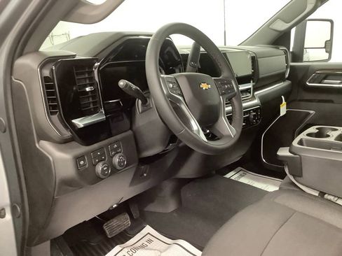 New 2026 Chevrolet Silverado 2500 LT w/ Convenience Package image 11