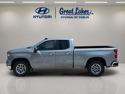 Used 2024 Chevrolet Silverado 1500 LT AWD/4WD image 2