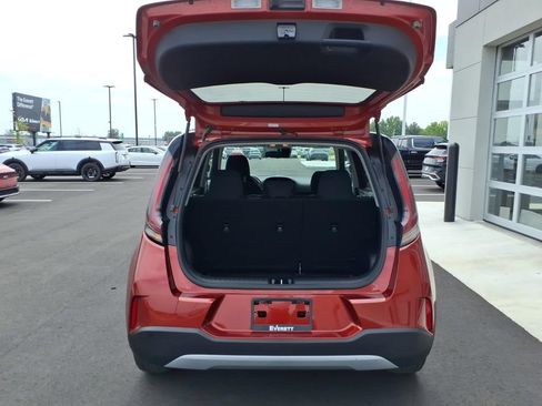 Certified 2024 Kia Soul LX w/ Option Group 015 FWD image 7