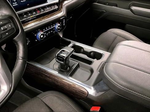 Used 2024 GMC Sierra 1500 Elevation image 18