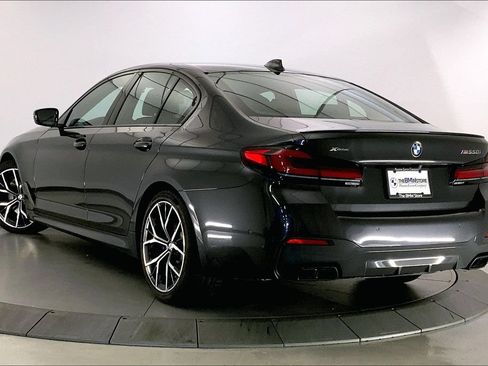 Used 2022 BMW M550i xDrive w/ Executive Package AWD/4WD image 10