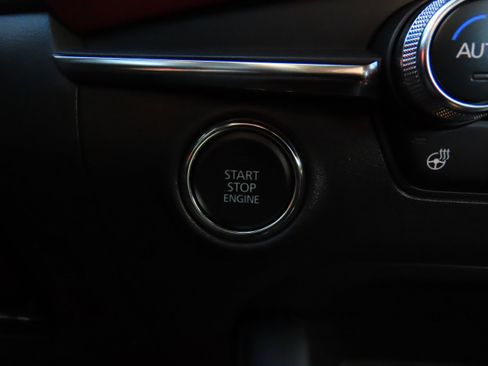 New 2026 MAZDA MAZDA3 Hatchback w/Premium Plus Pkg image 27