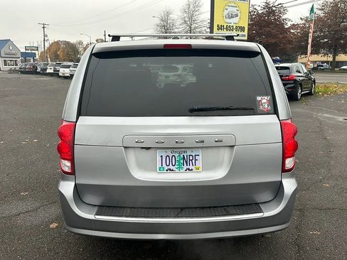 Used 2015 Dodge Grand Caravan SE w/ Quick Order Package 29E SE image 5