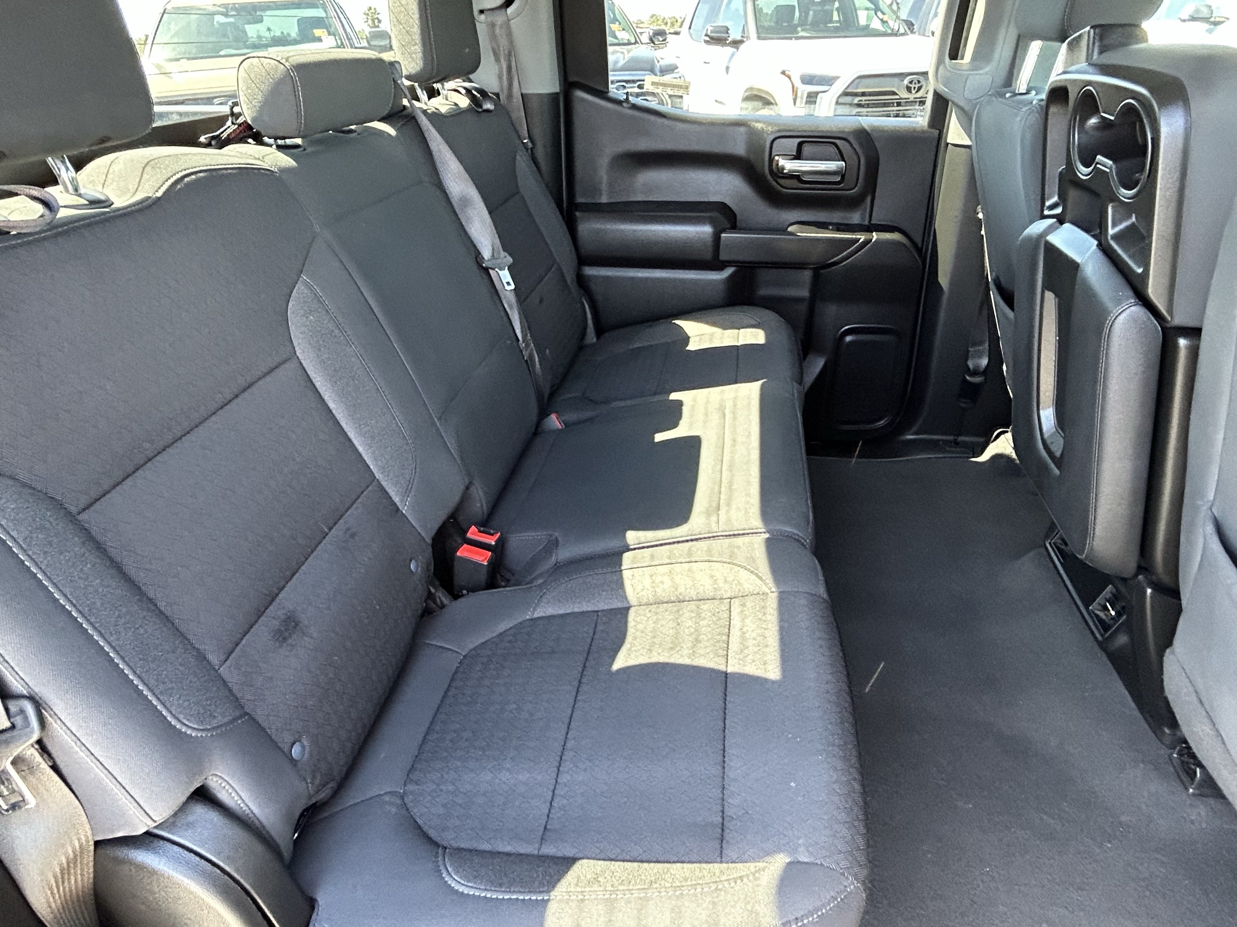 Used 2022 Chevrolet Silverado 1500 Custom w/ Safety Confidence Package AWD/4WD image 13