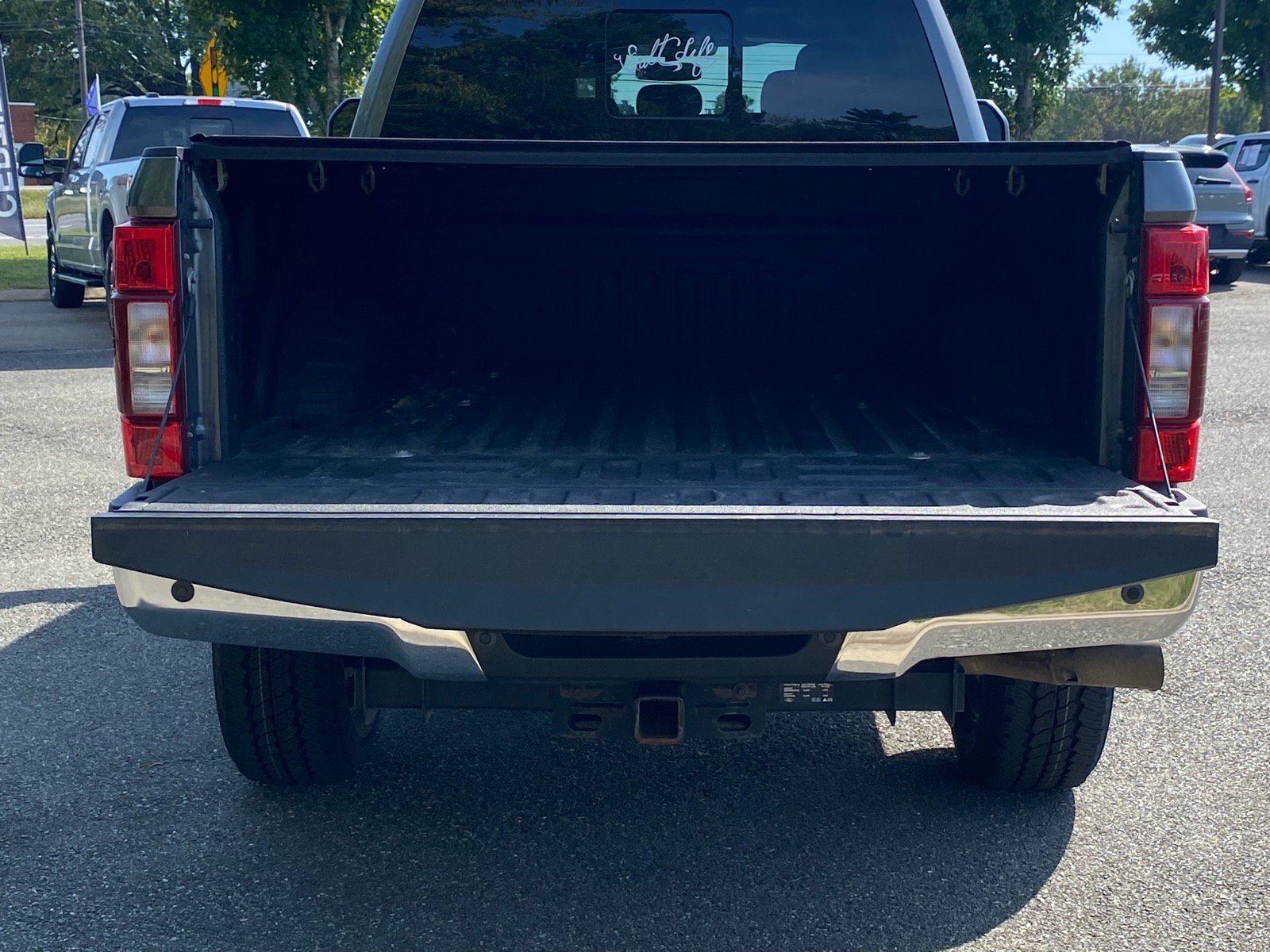 Used 2021 Ford F250 Lariat w/ FX4 Off-Road Package AWD/4WD image 6