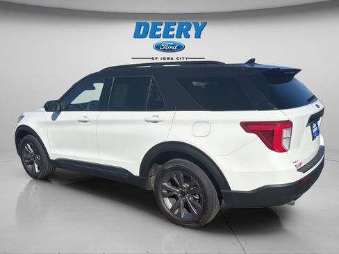 Certified 2024 Ford Explorer XLT w/ Equipment Group 202A AWD/4WD image 4