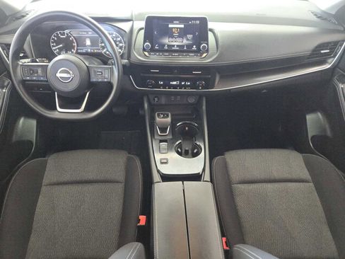 Used 2024 Nissan Rogue SV image 24