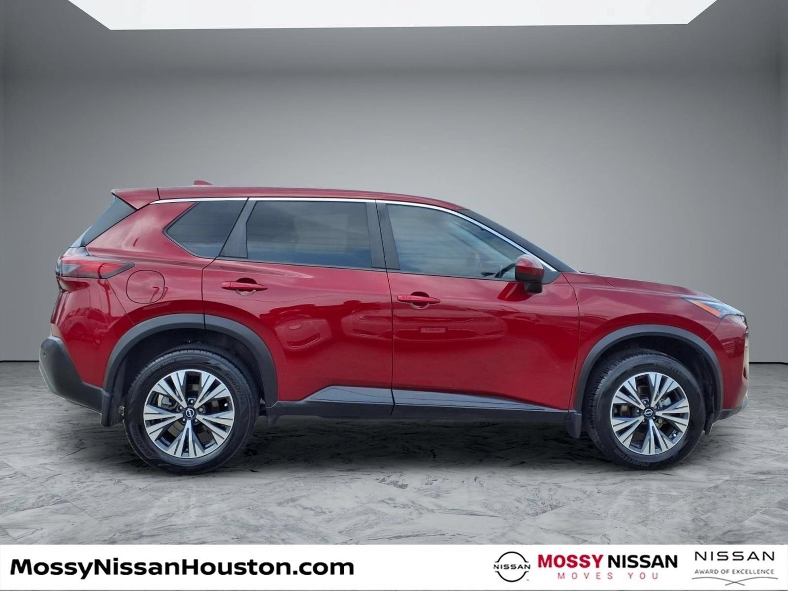 Used 2023 Nissan Rogue SV FWD image 8