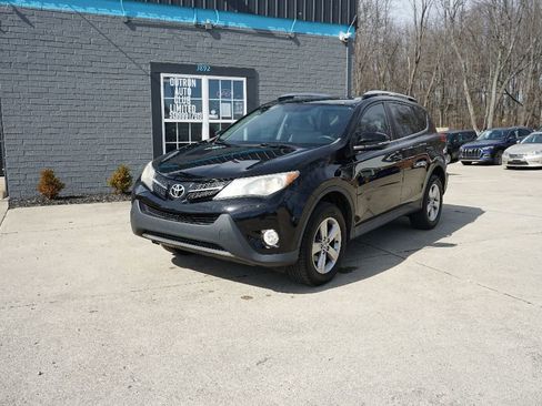 Used 2015 Toyota RAV4 XLE image 1