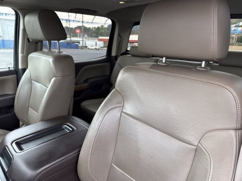 Used 2015 Chevrolet Silverado 2500 LTZ w/ LTZ Plus Package image 16