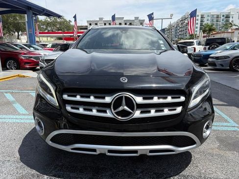 Used 2018 Mercedes-Benz GLA 250 4MATIC w/ Premium Package image 4