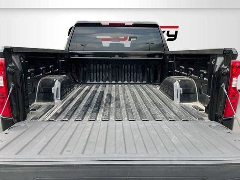 Used 2025 Chevrolet Silverado 1500 LT AWD/4WD image 27