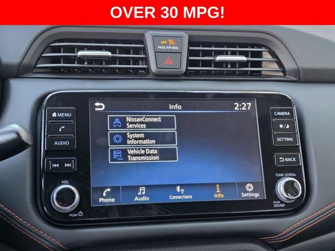 New 2025 Nissan Versa SR w/ Trunk Package FWD image 12