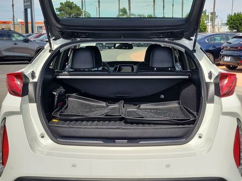 Used 2019 Toyota Prius Prime Advanced FWD image 27