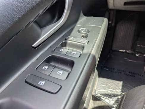 Used 2022 Hyundai Elantra SEL FWD image 21