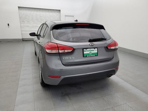 Used 2016 Kia Forte LX image 6