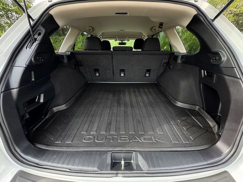 Used 2019 Subaru Outback 2.5i Premium AWD/4WD image 10