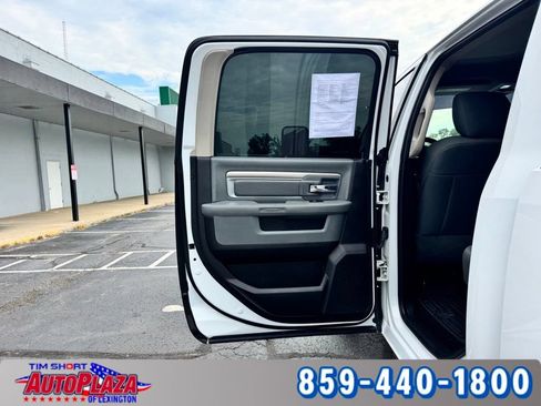 Used 2017 RAM 2500 SLT AWD/4WD image 47