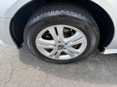Used 2009 Mercedes-Benz R 350 4MATIC image 9