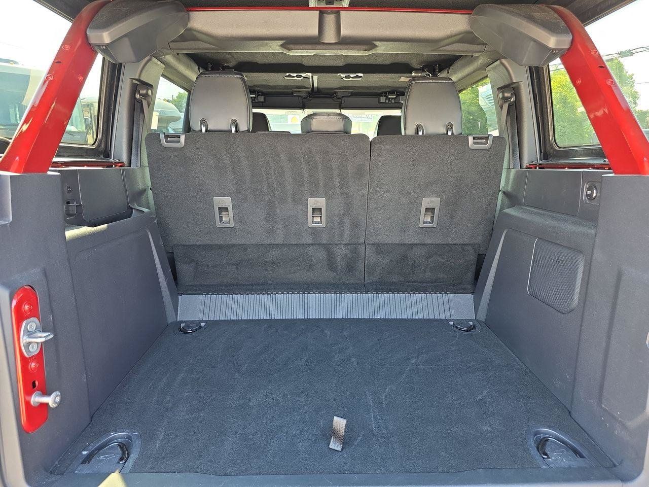 Used 2022 Ford Bronco Wildtrak AWD/4WD image 15