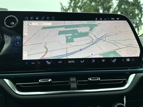 New 2026 Chevrolet Equinox EV LT image 26