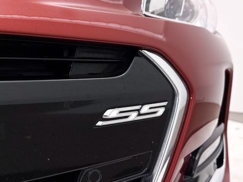 Used 2016 Chevrolet SS RWD image 11