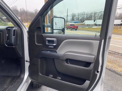 Used 2017 Chevrolet Silverado 2500 W/T w/ WT Fleet Convenience Package AWD/4WD image 31