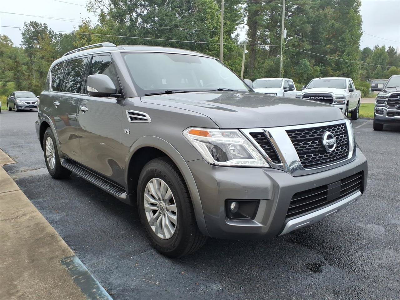 Used 2018 Nissan Armada SV w/ Driver Package RWD image 3