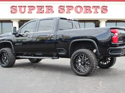Used 2020 Chevrolet Silverado 2500 High Country w/ Z71 Off-Road Package image 5