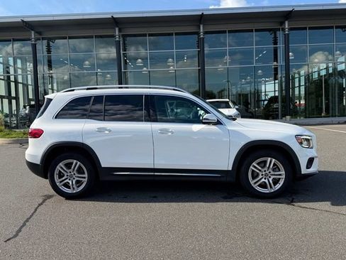 Used 2023 Mercedes-Benz GLB 250 4MATIC image 6