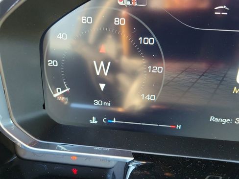 Used 2026 GMC Sierra 1500 SLT w/ SLT Premium Package image 30