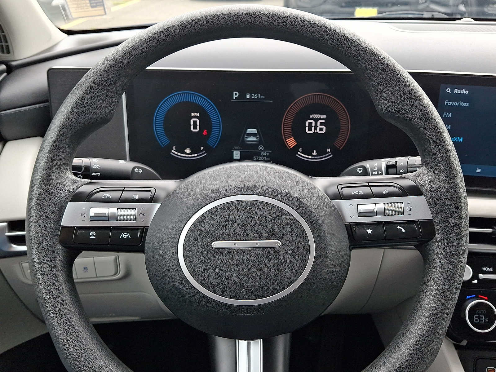 Used 2025 Hyundai Tucson SEL AWD/4WD image 19