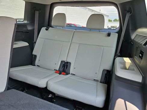Used 2026 Hyundai Santa Fe SEL FWD image 10