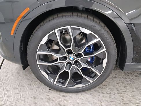 New 2026 BMW X7 M60i w/ Executive Package image 10