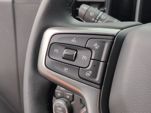 Used 2026 Chevrolet Silverado 1500 LT AWD/4WD image 25