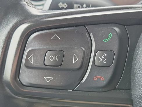 Used 2022 Jeep Wrangler Unlimited Sport AWD/4WD image 9