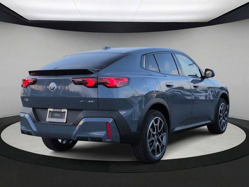 New 2026 BMW X2 xDrive28i w/ Convenience Package image 8
