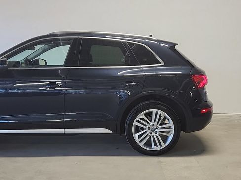 Used 2018 Audi Q5 Prestige AWD/4WD image 7
