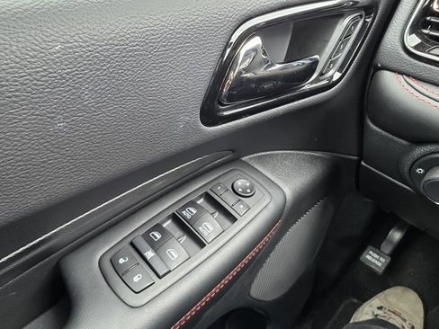 Used 2026 Dodge Durango GT image 9