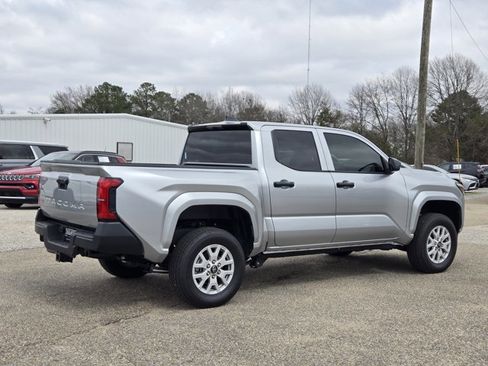 Used 2025 Toyota Tacoma SR image 6