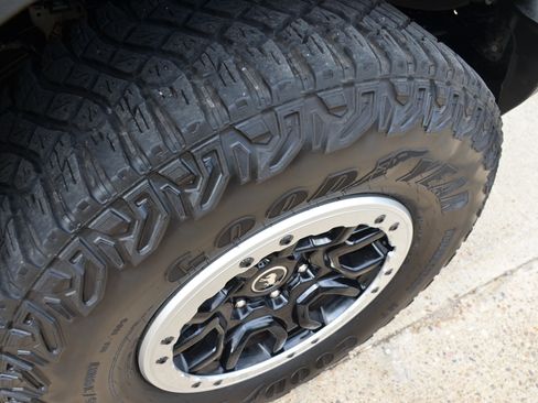 Used 2023 Ford Bronco Outer Banks w/ Sasquatch Package AWD/4WD image 19