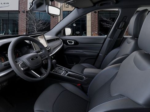 New 2026 Jeep Compass Latitude image 22