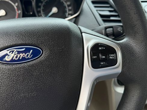 Used 2017 Ford Fiesta SE FWD image 18