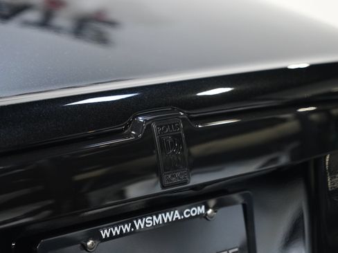 Used 2020 Rolls-Royce Ghost RWD image 20