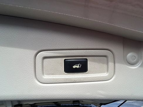 Used 2014 Nissan Murano SL w/ Navigation Package AWD/4WD image 36