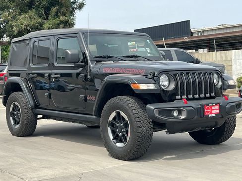 Used 2019 Jeep Wrangler Unlimited Rubicon AWD/4WD image 10